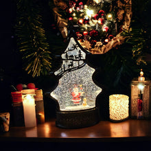 Svetleća Jelka sa deda mrazom