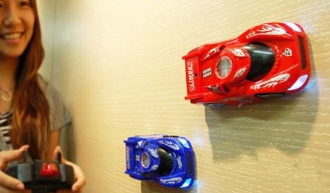 Auto na daljinski koji se penje po zidu i plafonu Wall Climber