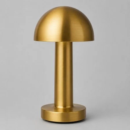 metalna led stona lampa na svetloj podlozi